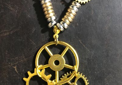 Steampunk Gears N' Gold Necklace 1