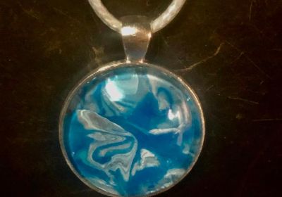Acrylic Pour Necklace 40