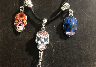 3 Sculls Necklace B