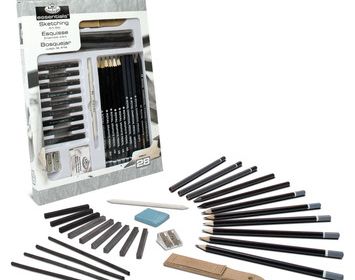 Essentials Sketching Set 28 piece