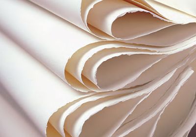 Fabriano Artistico 140lb WC Paper w/deckled edge